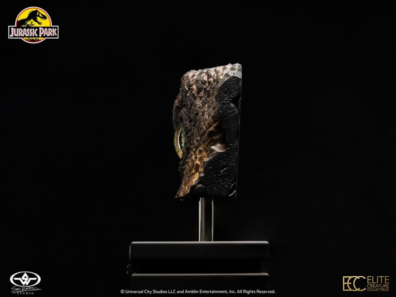 Elite Creature Collectibles Jurassic Park 1/1 Replica Bust Velociraptor Eye 23 cm Elite Creature Collectibles Jurassic Park 1/1 Replica Bust Velociraptor Eye 23 cm