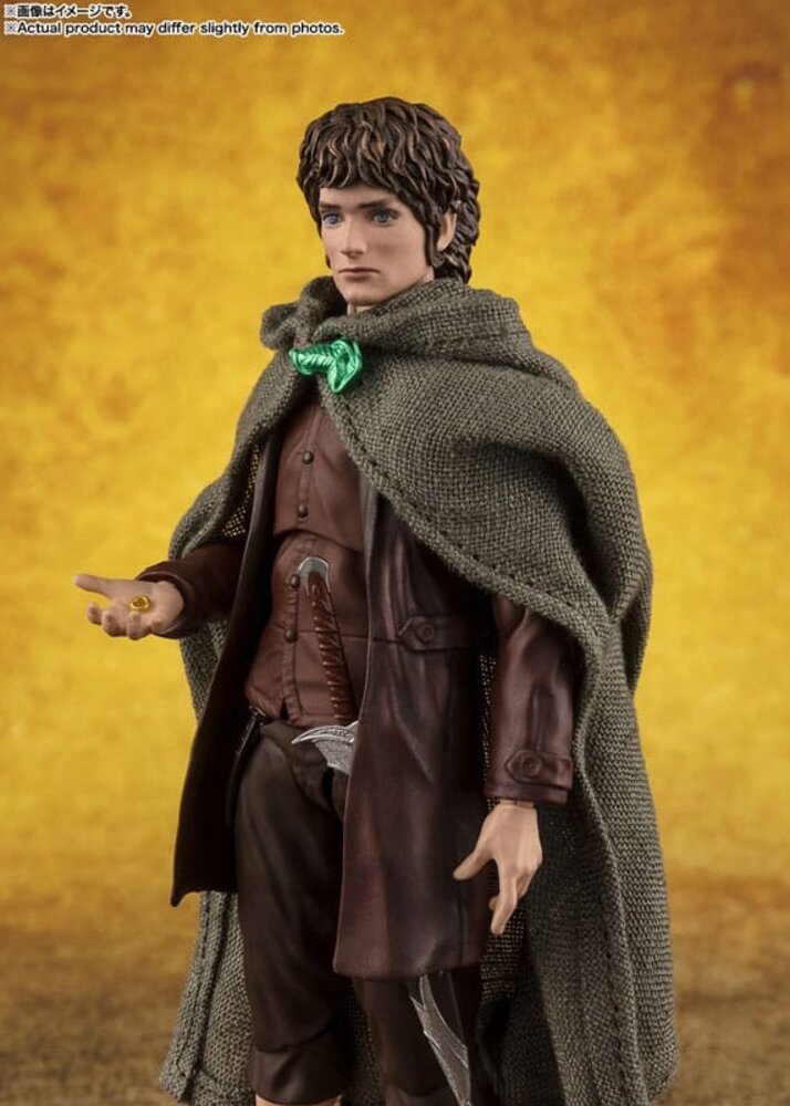 Tamashii Nations Lord of the Rings S.H. Figuarts Action Figures Frodo Baggins & Gollum Tamashii Nations Lord of the Rings S.H. Figuarts Action Figures Frodo Baggins & Gollum