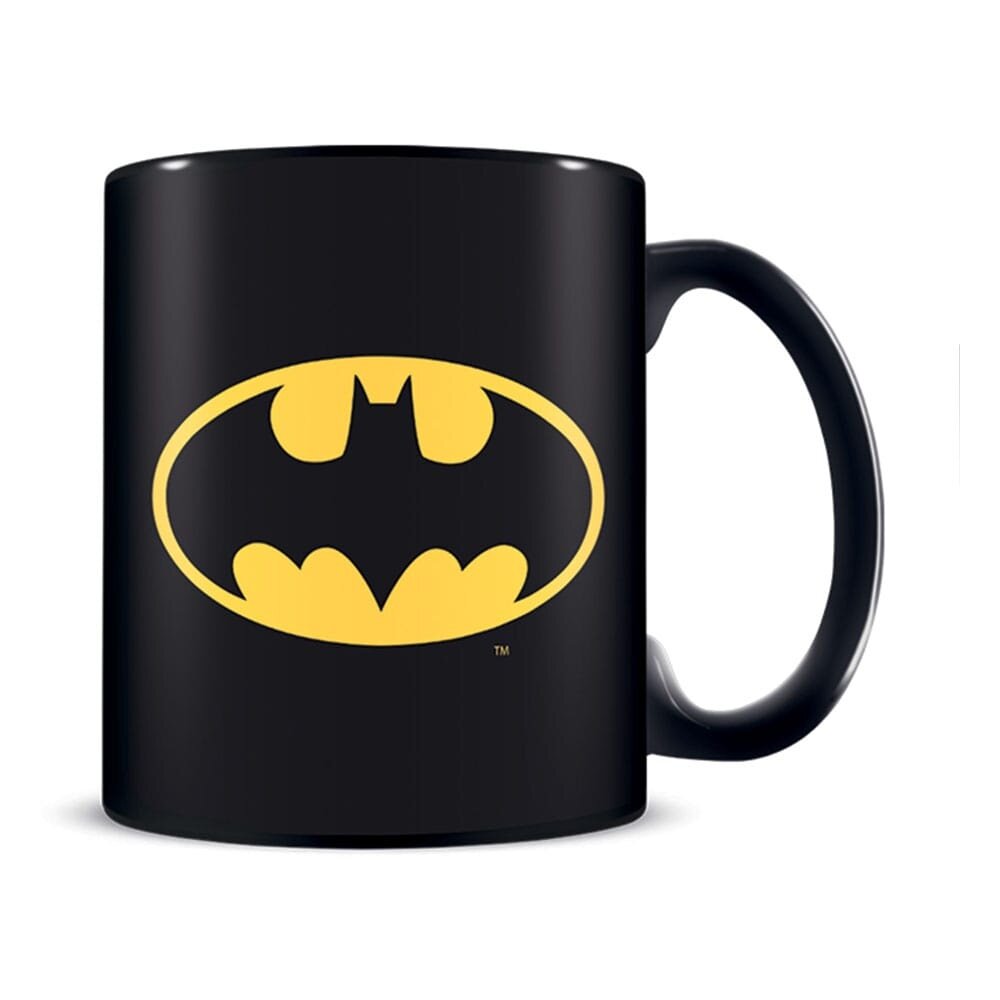 Pyramid International DC Comics Batman Mug and Socks Pyramid International DC Comics Batman Mug and Socks