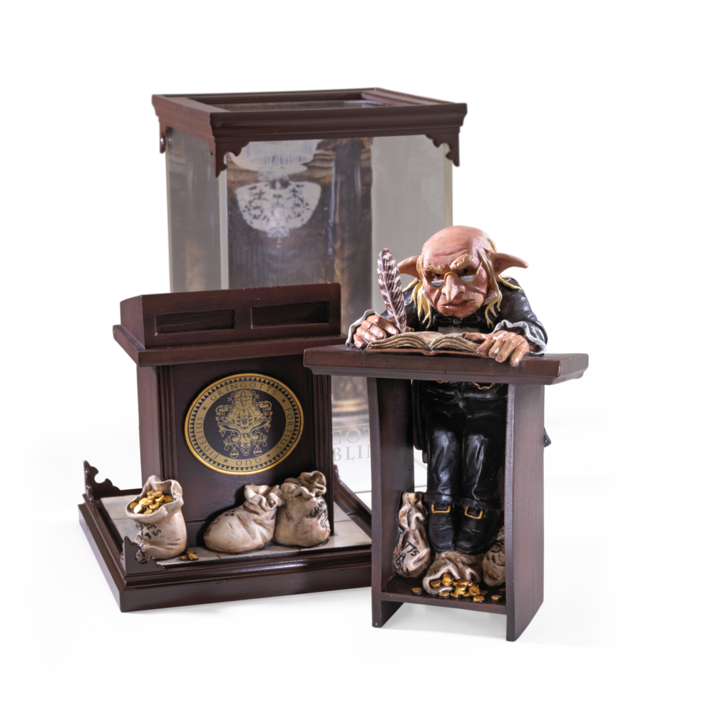 The Noble Collection Harry Potter Magical Creatures #10 Gringotts Goblin 19 cm The Noble Collection Harry Potter Magical Creatures #10 Gringotts Goblin 19 cm