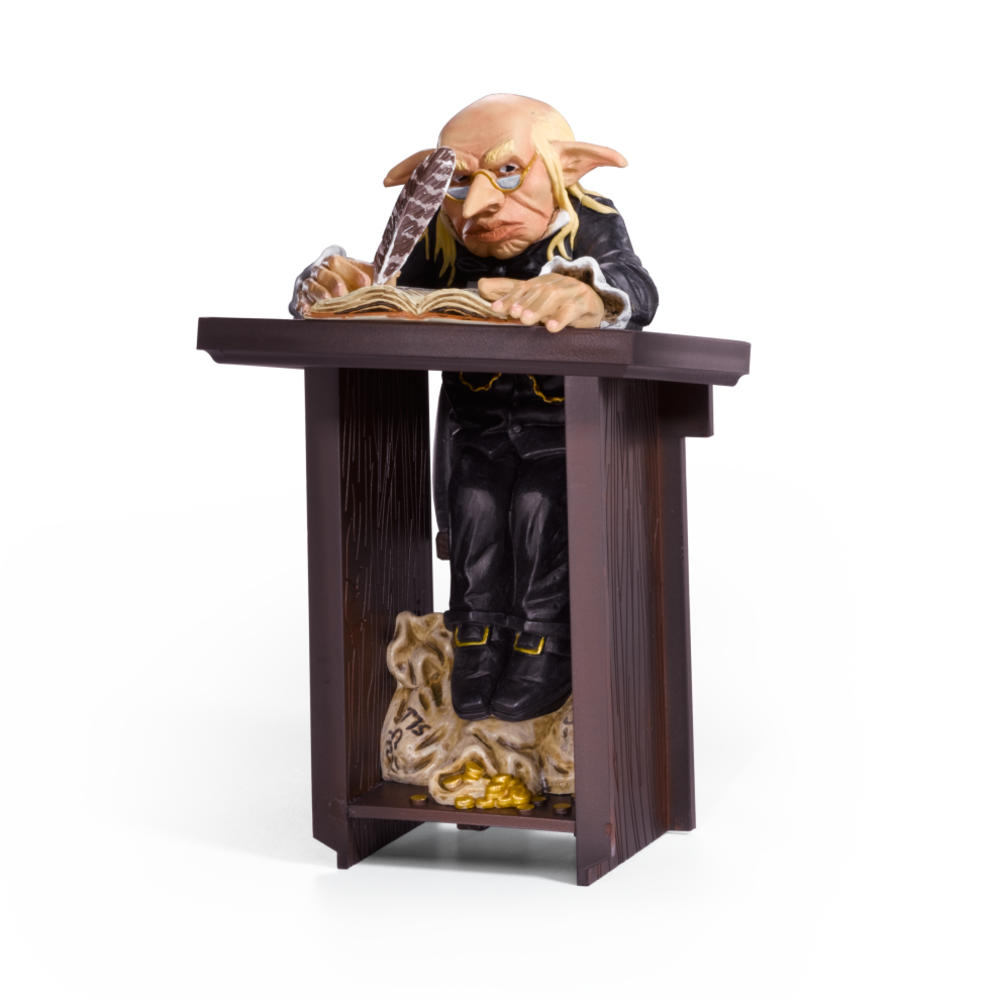 The Noble Collection Harry Potter Magical Creatures #10 Gringotts Goblin 19 cm The Noble Collection Harry Potter Magical Creatures #10 Gringotts Goblin 19 cm