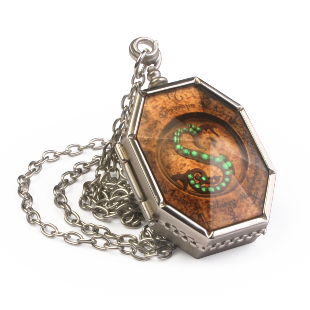 The Noble Collection Harry Potter Replica 1/1 Salazar Slytherin Locket The Noble Collection Harry Potter Replica 1/1 Salazar Slytherin Locket