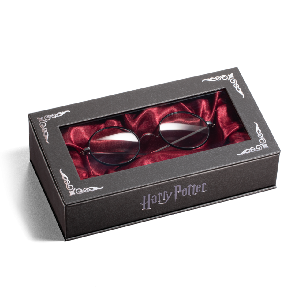 The Noble Collection Harry Potter Replica 1/1 Harry's Glasses The Noble Collection Harry Potter Replica 1/1 Harry's Glasses