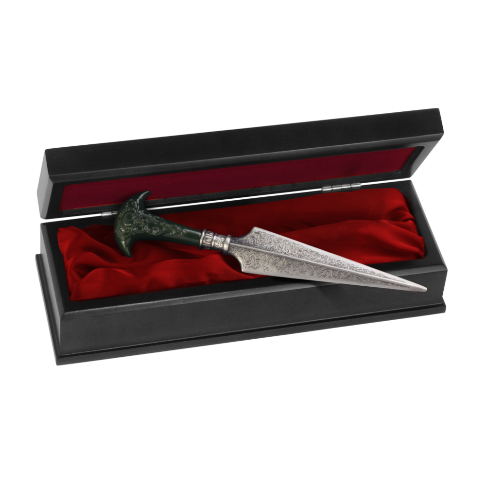 The Noble Collection Harry Potter Replica 1/1 Bellatrix Lestrange's Dagger 19 cm The Noble Collection Harry Potter Replica 1/1 Bellatrix Lestrange's Dagger 19 cm