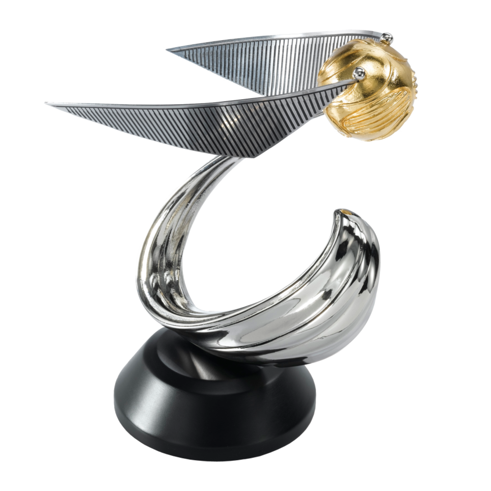 The Noble Collection Harry Potter Statue Golden Snitch 18 cm The Noble Collection Harry Potter Statue Golden Snitch 18 cm