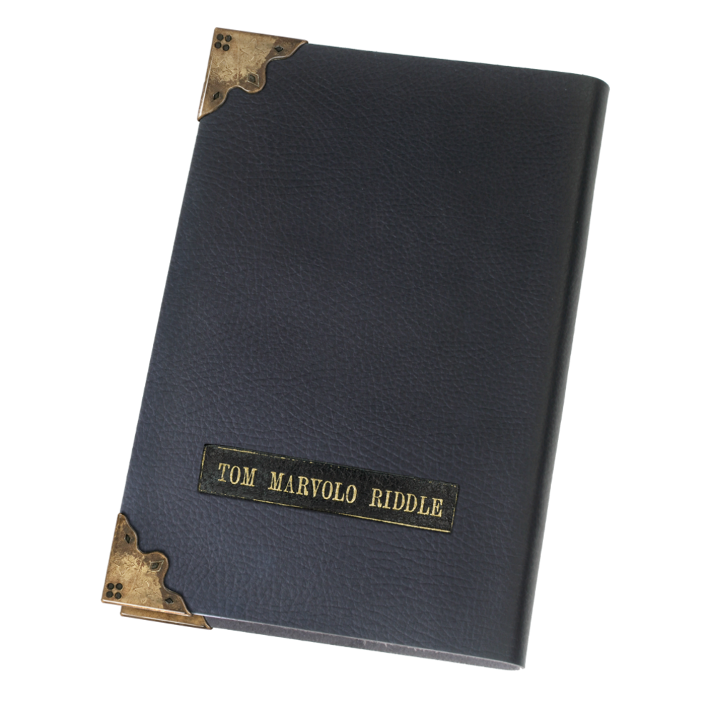 The Noble Collection Harry Potter Réplique 1/1 Tom Riddle Diary The Noble Collection Harry Potter Réplique 1/1 Tom Riddle Diary