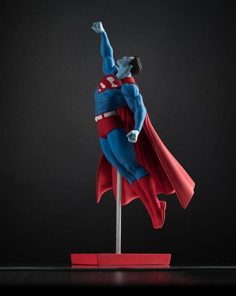 McFarlane Toys DC Direct Statue 1/10 Superman Red and Blue: Superman by Gary Frank Limited Edition 26 cm McFarlane Toys DC Direct Statue 1/10 Superman Red and Blue: Superman by Gary Frank Limited Edition 26 cm