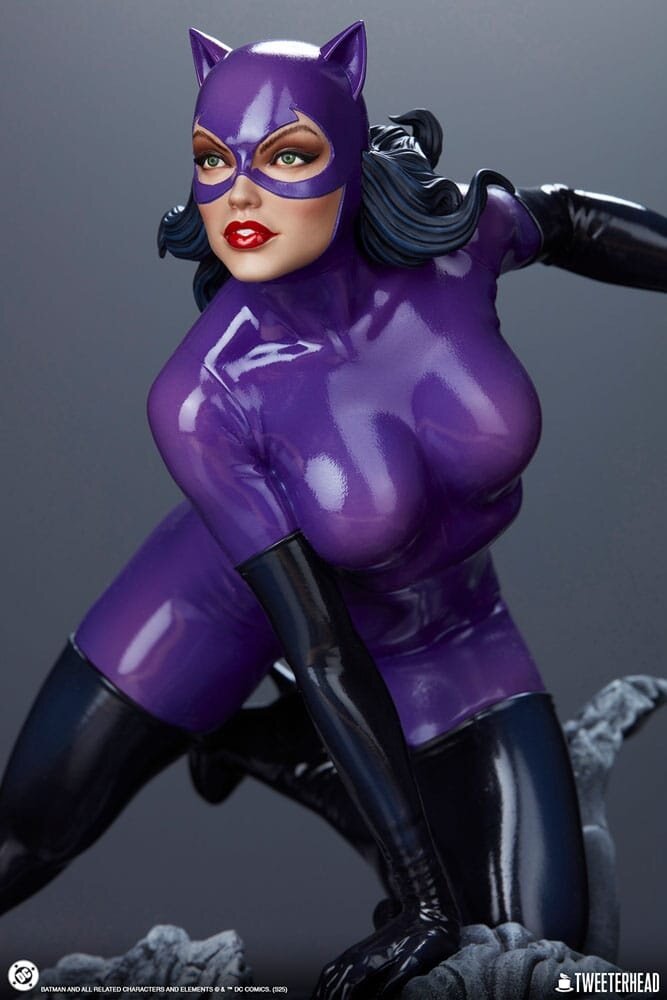 Tweeterhead DC Comics Maquette 1/4 Catwoman (Purple Edition) 47 cm Tweeterhead DC Comics Maquette 1/4 Catwoman (Purple Edition) 47 cm