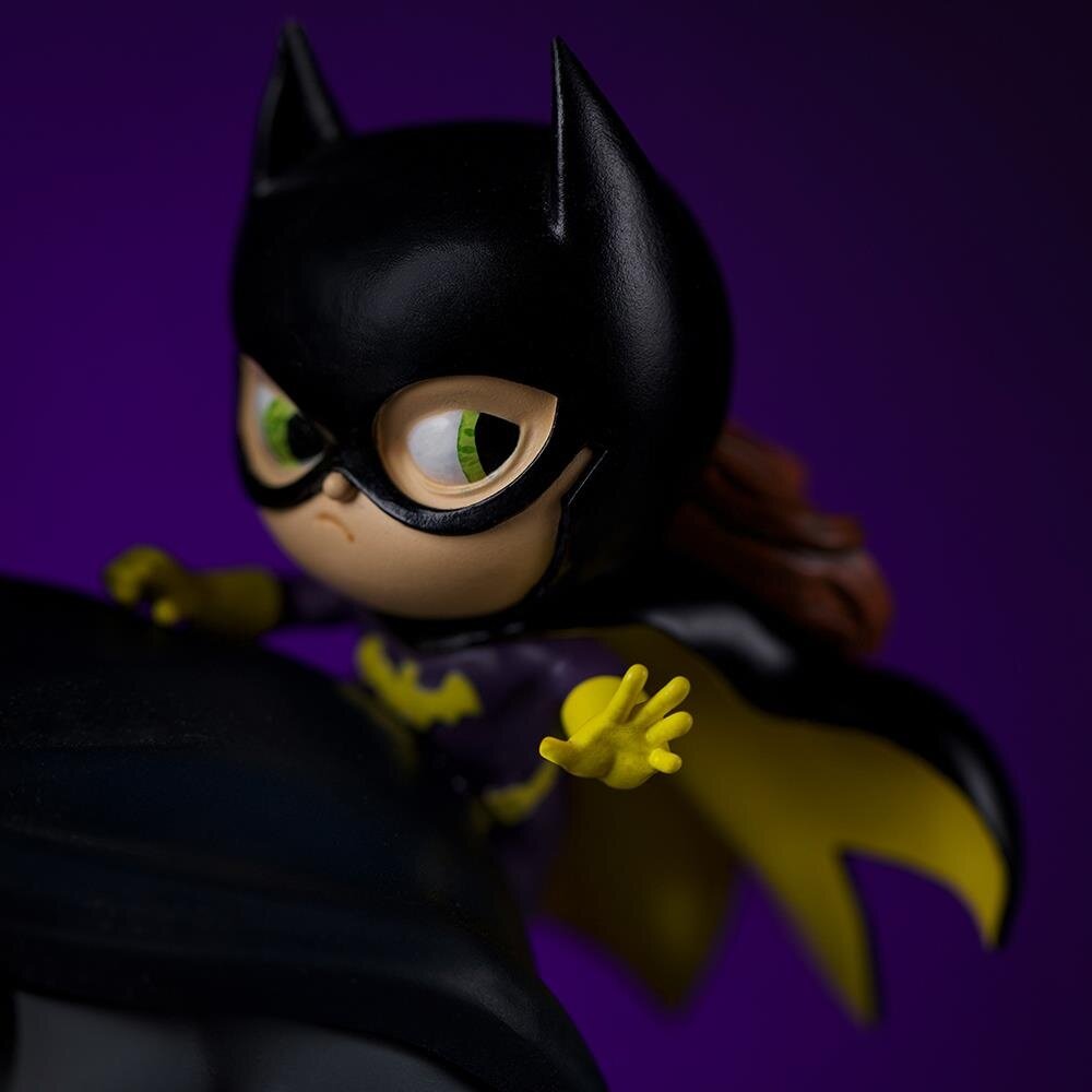 Iron Studios Batman Animated Icons PVC Figure Batman Family 18 cm