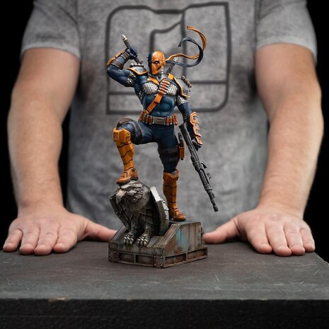 Iron Studios DC Comics Series #9 Art Scale Statue 1/10 Deathstroke 26 cm Iron Studios DC Comics Series #9 Art Scale Statue 1/10 Deathstroke 26 cm