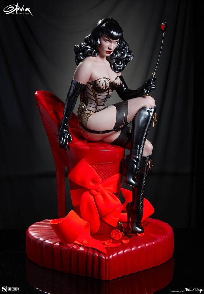 Sideshow Collectibles Bettie Page Statue Love Hurts 44 cm Sideshow Collectibles Bettie Page Statue Love Hurts 44 cm