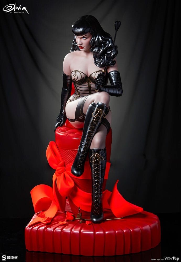 Sideshow Collectibles Bettie Page Statue Love Hurts 44 cm Sideshow Collectibles Bettie Page Statue Love Hurts 44 cm