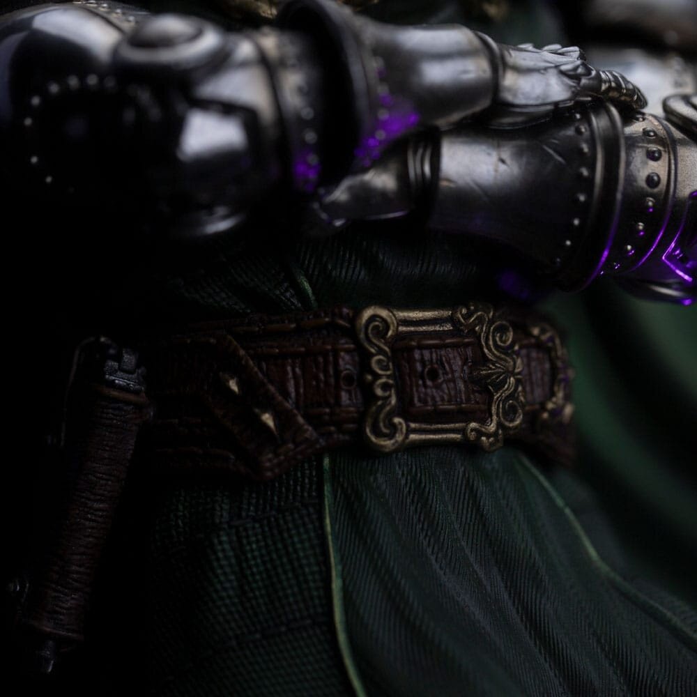 Iron Studios The Infinity Gauntlet Art Scale Statue 1/10 Doctor Doom Deluxe Edition 42 cm Iron Studios The Infinity Gauntlet Art Scale Statue 1/10 Doctor Doom Deluxe Edition 42 cm