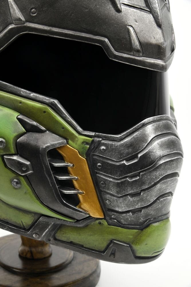 DEVplus Doom The Dark Ages Replica 1/1 Helmet Doom Slayer 36 cm DEVplus Doom The Dark Ages Replica 1/1 Helmet Doom Slayer 36 cm