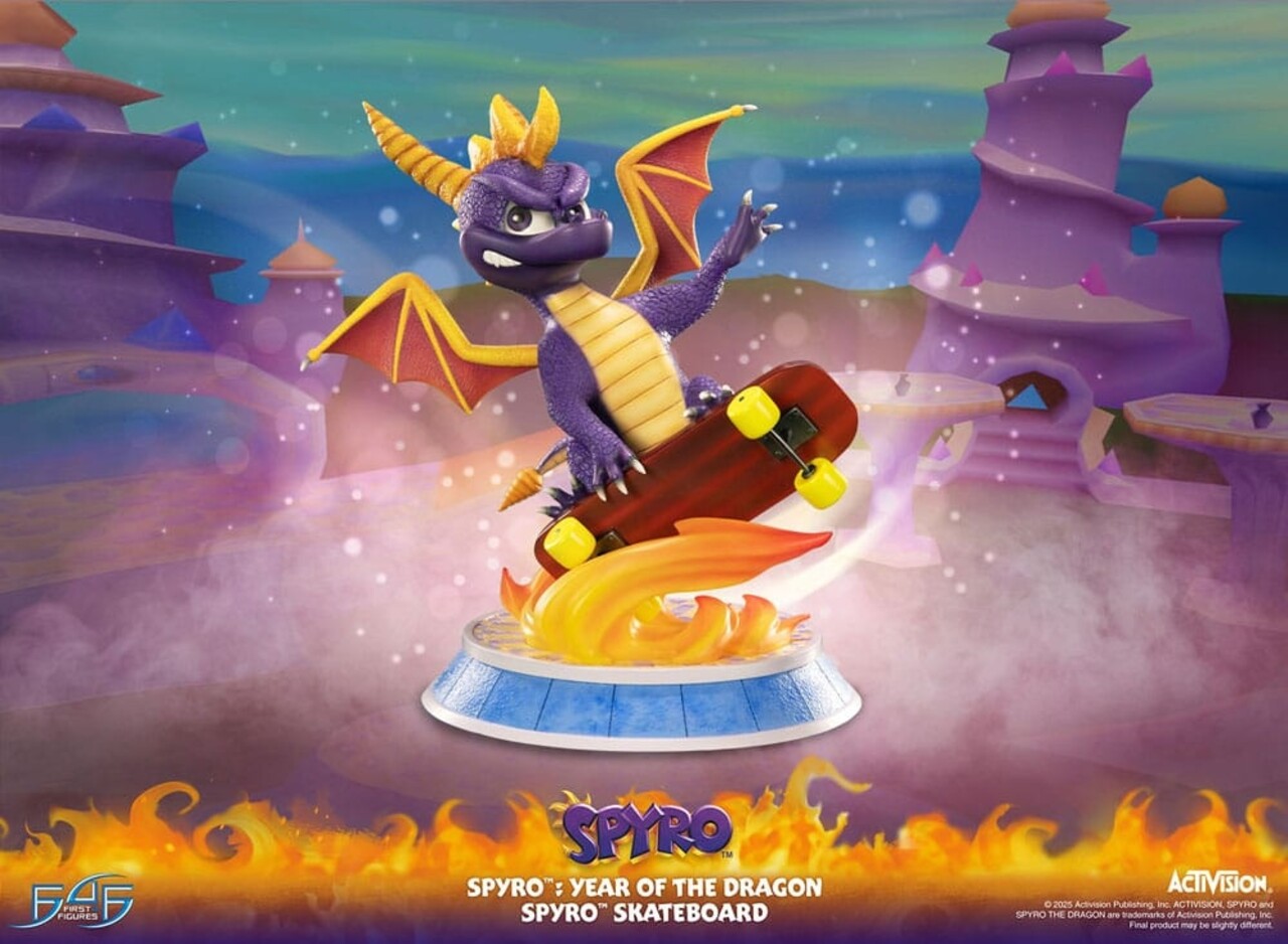 First 4 Figures Spyro : Year of the Dragon PVC Statue Spyro Skateboard 34 cm