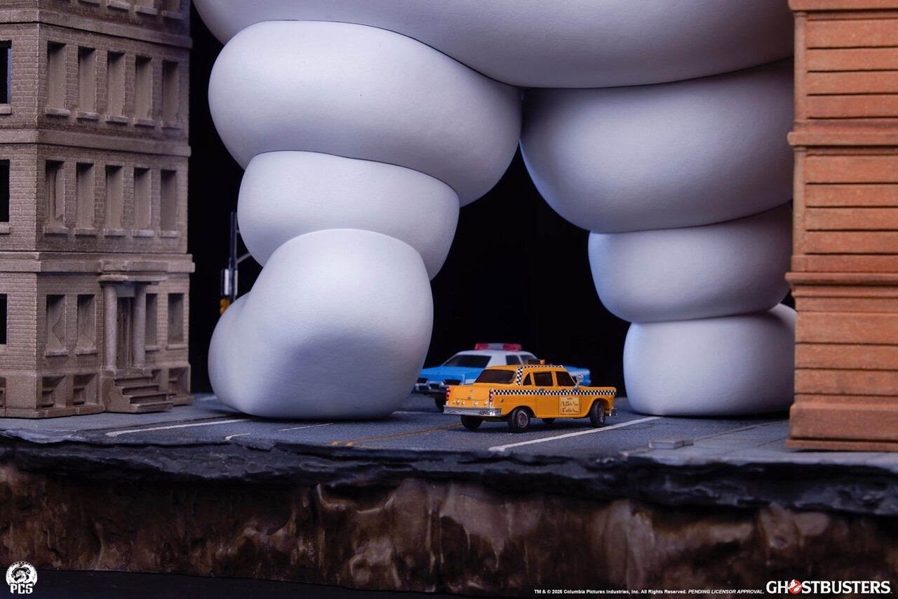 PCS The Ghostbusters Diorama Statue Stay Puft Marshmallow Man 74 cm PCS The Ghostbusters Diorama Statue Stay Puft Marshmallow Man 74 cm