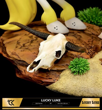 Cartoon Kingdom Lucky Luke en Jolly Jumper Beeld 44 cm Cartoon Kingdom Lucky Luke en Jolly Jumper Beeld 44 cm