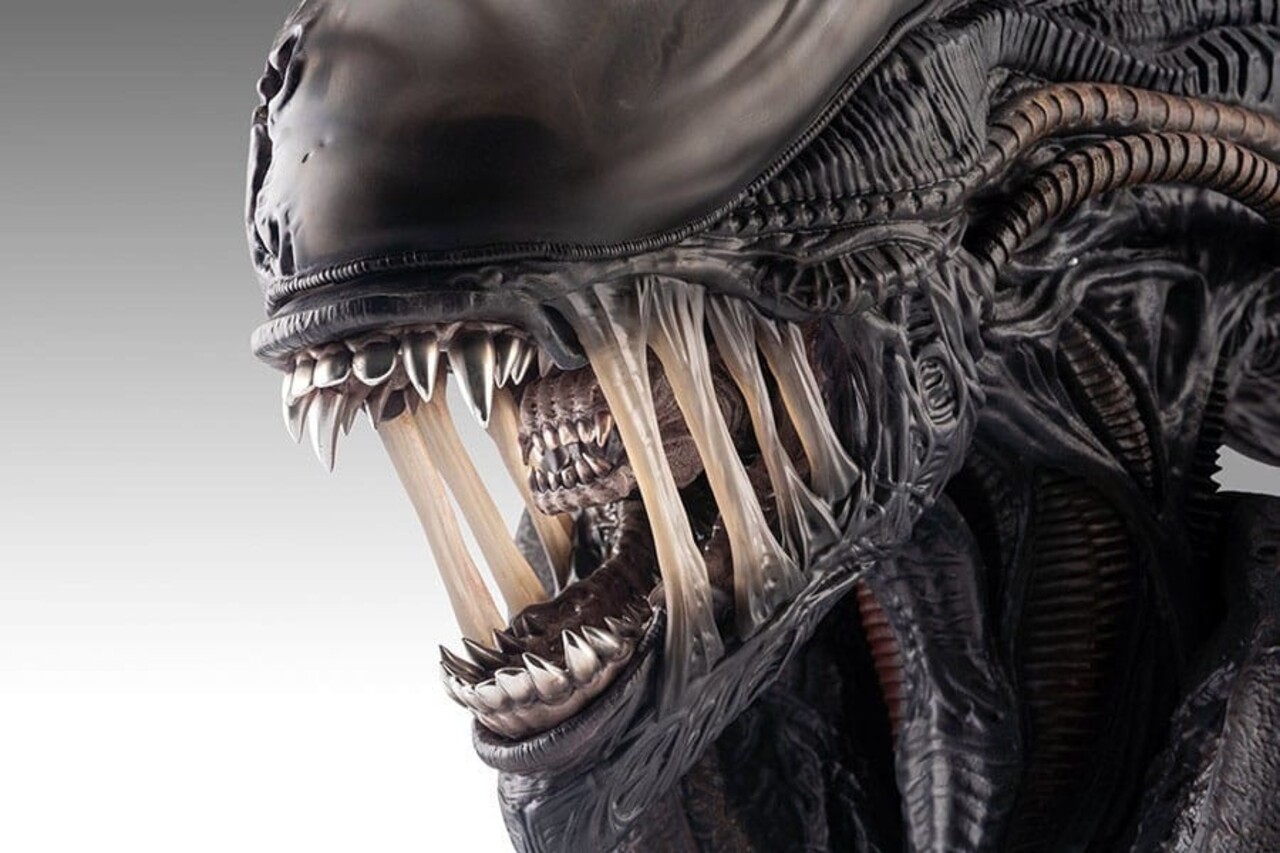 Hollywood Collectibles Group Alien Romulus Bust 1/1 Xenomorph 53 cm Hollywood Collectibles Group Alien Romulus Bust 1/1 Xenomorph 53 cm