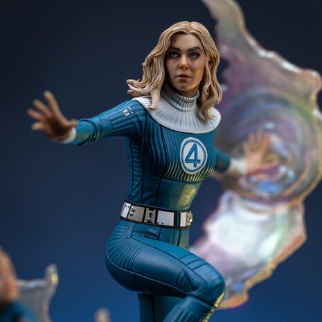 Iron Studios Fantastic Four Art Scale Statue 1/10 Invisible Woman and Franklin 28 cm Iron Studios Fantastic Four Art Scale Statue 1/10 Invisible Woman and Franklin 28 cm