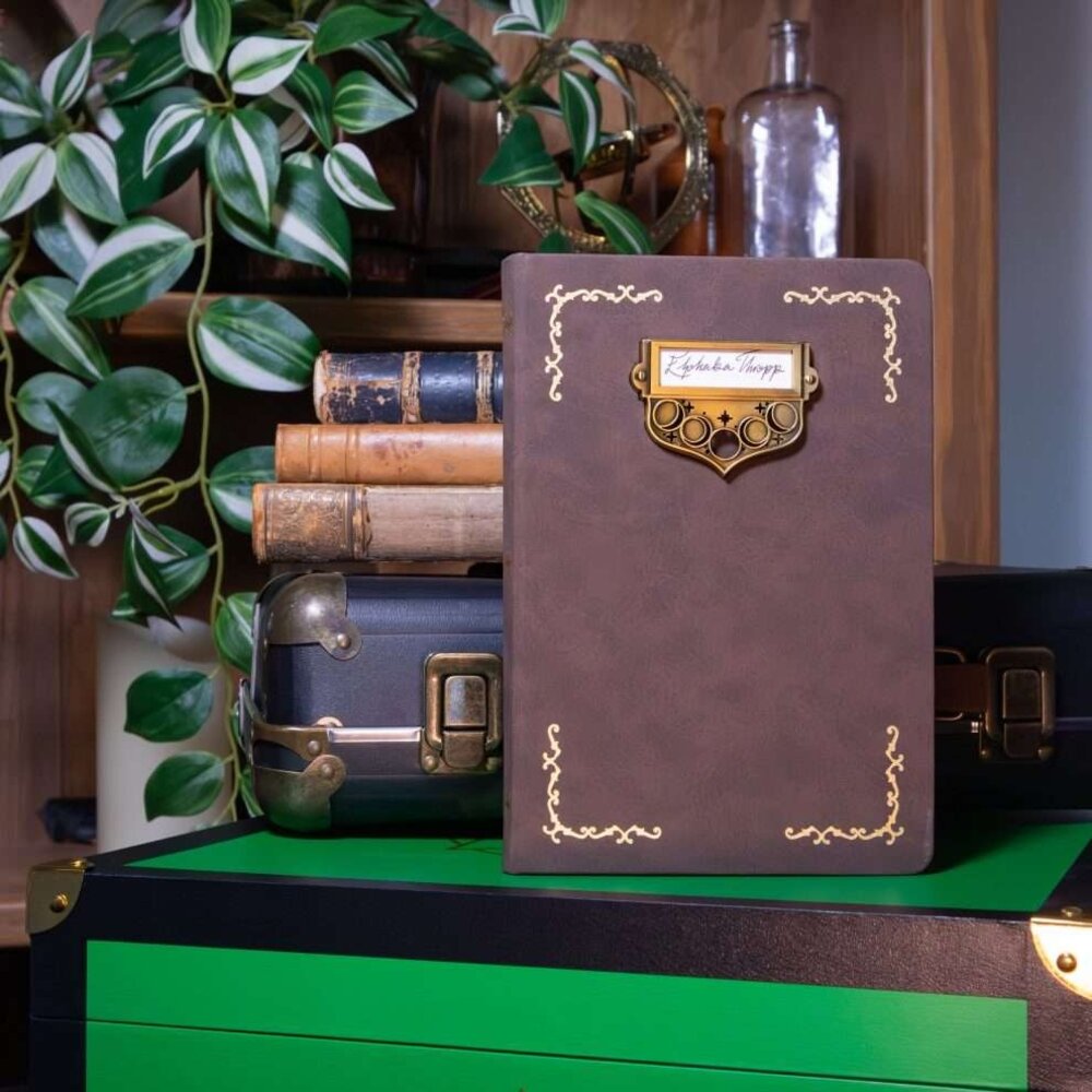 The Noble Collection Wicked Elphaba's Journal The Noble Collection Wicked Elphaba's Journal