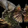 Iron Studios Jurassic World Art Scale Statue 1/10 Dilophosaurus 13 cm Iron Studios Jurassic World Art Scale Statue 1/10 Dilophosaurus 13 cm