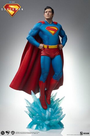 Sideshow Collectibles Superman (2025) Premium Format Statues Superman 61 cm & Krypto 23 cm
