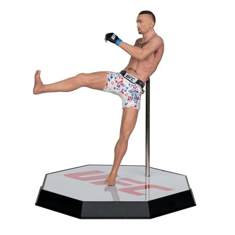McFarlane Toys UFC Posed PVC Statue Max Holloway 18 cm McFarlane Toys UFC Posed PVC Statue Max Holloway 18 cm