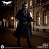 Mezco Toyz The Dark Knight Action Figure 1/12 Joker 17 cm