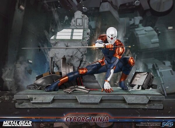 First 4 Figures Metal Gear Solid Statue Cyborg Ninja (Gray Fox) 41 cm