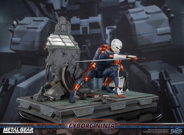 First 4 Figures Metal Gear Solid Statue Cyborg Ninja (Gray Fox) 41 cm