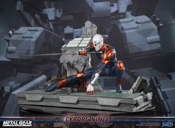 First 4 Figures Metal Gear Solid Statue Cyborg Ninja (Gray Fox) 41 cm