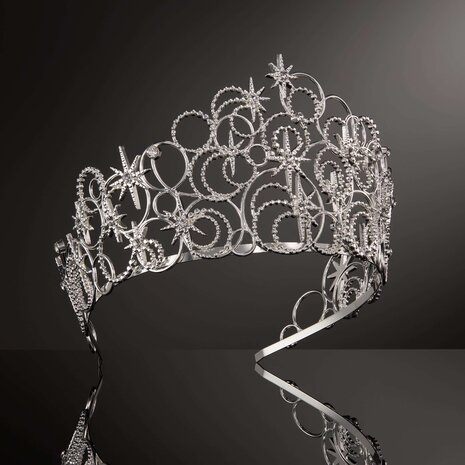 The Noble Collection Wicked Replica 1/1 Glinda's Bubble Crown Collectors Edition The Noble Collection Wicked Replica 1/1 Glinda's Bubble Crown Collectors Edition