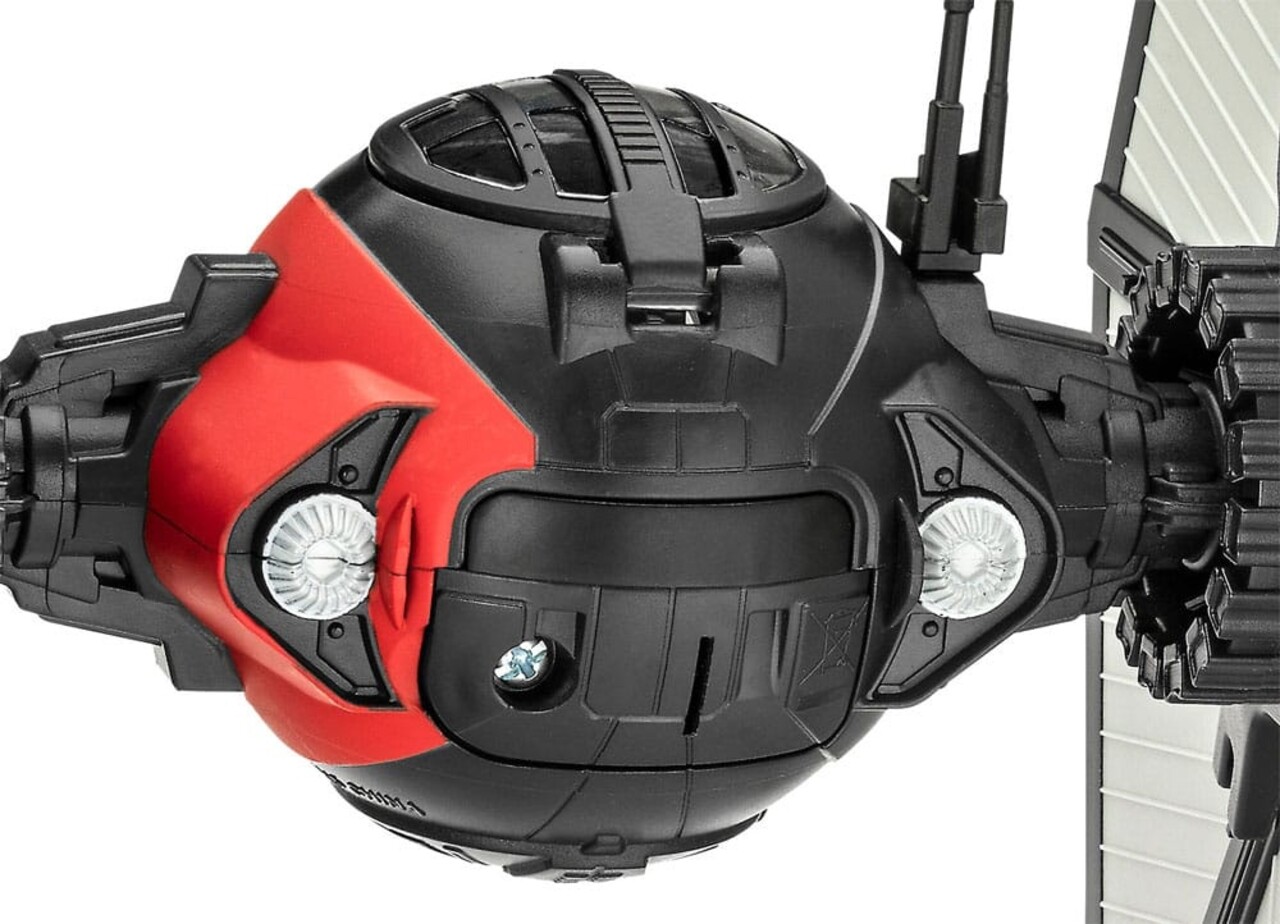 Revell Star Wars Model Kit 1/51 First Order Special Forces TIE Fighter 14 cm