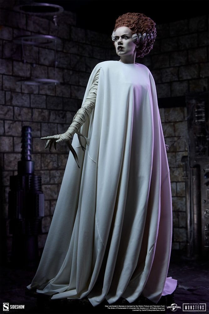Sideshow Collectibles Bride of Frankenstein Premium Format Statue The Bride (Fabric Costume) 55 cm