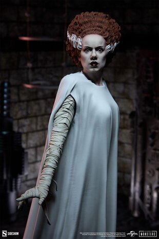 Sideshow Collectibles Bride of Frankenstein Premium Format Statue The Bride 55 cm