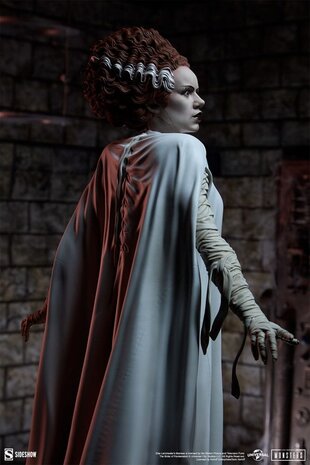 Sideshow Collectibles Bride of Frankenstein Premium Format Statue The Bride 55 cm