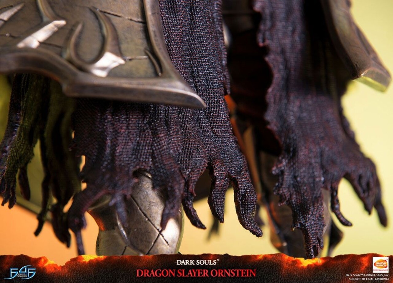 First 4 Figures Dark Souls Statue Dragon Slayer Ornstein 79 cm