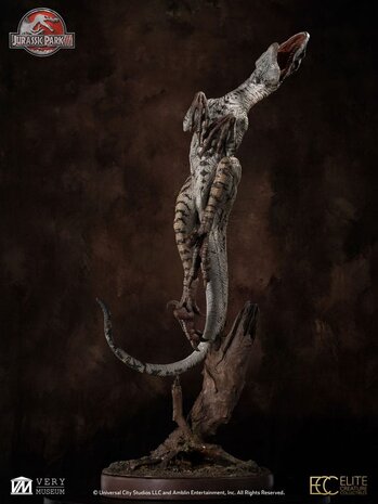 Elite Creature Collectibles Jurassic Park III Maquette 1/4 Female Velociraptor White Queen 103 cm Elite Creature Collectibles Jurassic Park III Maquette 1/4 Female Velociraptor White Queen 103 cm