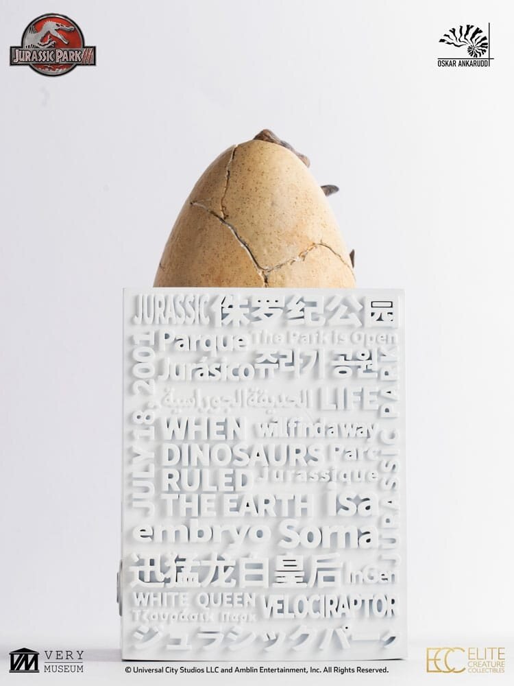 Elite Creature Collectibles Jurassic Park III ECC Elite Creature Line Statue White Queen Hatching Egg 13 cm