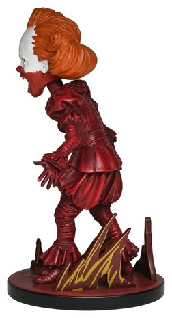 Neca It: Welcome To Derry Head Knocker Blood Pennywise 19 cm Neca It: Welcome To Derry Head Knocker Blood Pennywise 19 cm