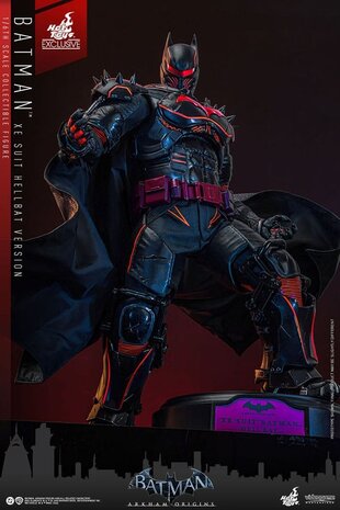Hot Toys Batman Arkham Origins Videogame Masterpiece Action Figure 1/6 XE Suit Hellbat Version Hot Toys Exclusive 33 cm Hot Toys Batman Arkham Origins Videogame Masterpiece Action Figure 1/6 XE Suit Hellbat Version Hot Toys Exclusive 33 cm