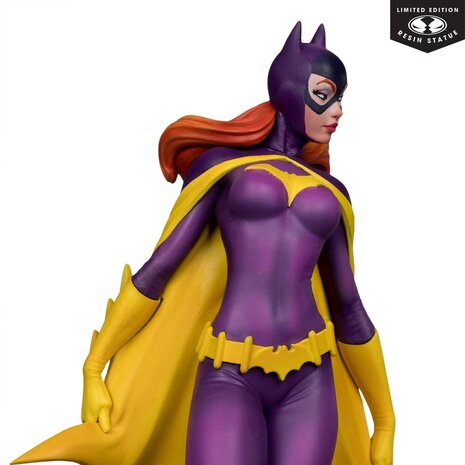 McFarlane Toys DC Cover Girls Statue 1/8 Batgirl by J. Scott Campbell 25 cm