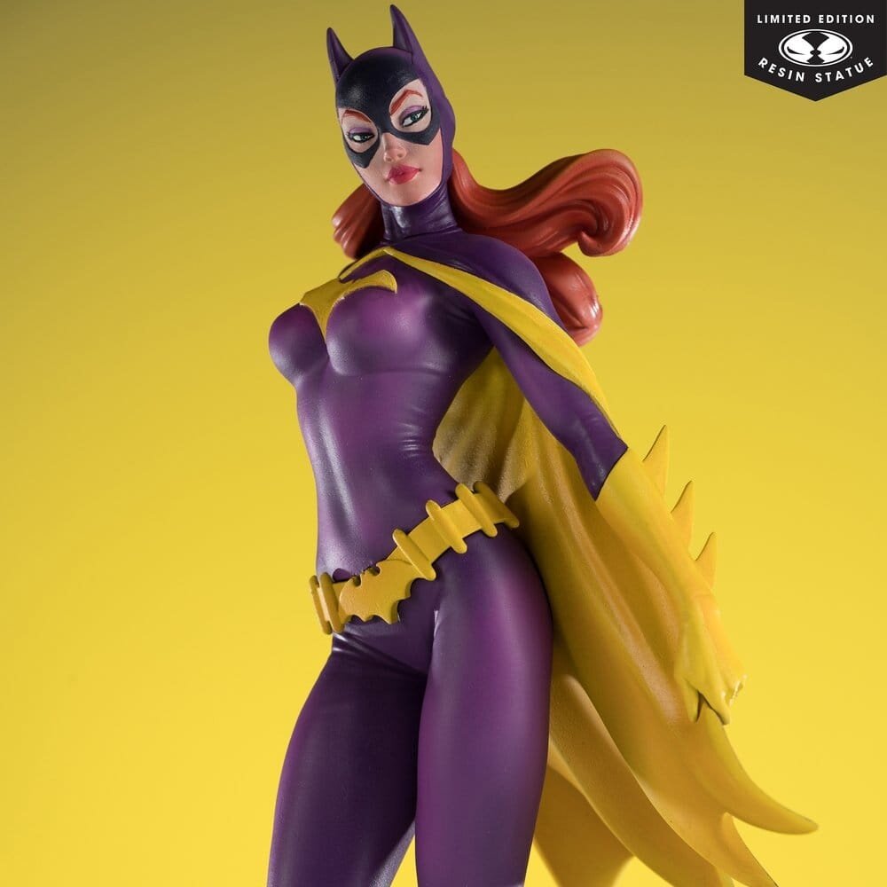 McFarlane Toys DC Cover Girls Statue 1/8 Batgirl by J. Scott Campbell 25 cm