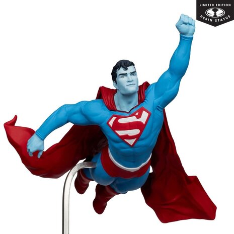 McFarlane Toys DC Direct Superman Red & Blue Statue 1/10 Superman by Lee Bermejo 26 cm McFarlane Toys DC Direct Superman Red & Blue Statue 1/10 Superman by Lee Bermejo 26 cm