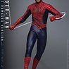 Hot Toys Spider-Man Action Figure 1/6 Spider-Man (Battle Damaged Version) 30 cm Hot Toys Spider-Man Action Figure 1/6 Spider-Man (Battle Damaged Version) 30 cm
