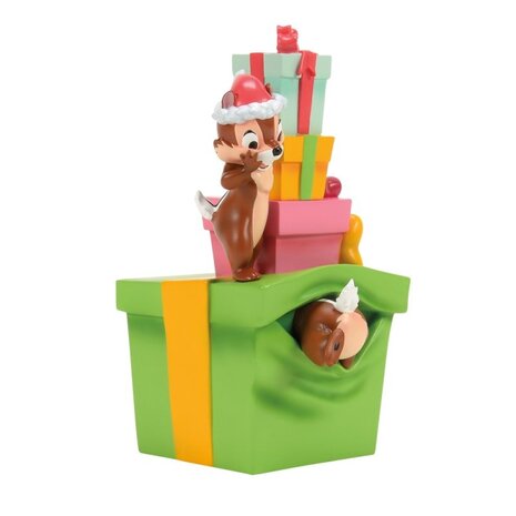 Disney Showcase Chip and Dale Christmas 15 cm Disney Showcase Chip and Dale Christmas 15 cm