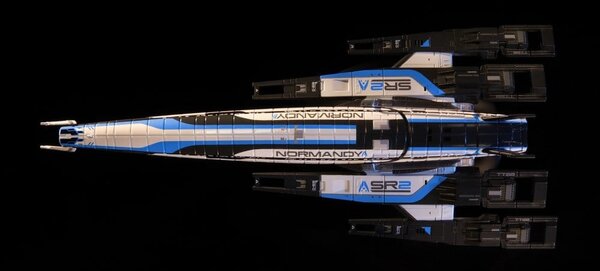 Master Replicas Mass Effect Die-Cast Normandy SR-2 22 cm Master Replicas Mass Effect Die-Cast Normandy SR-2 22 cm