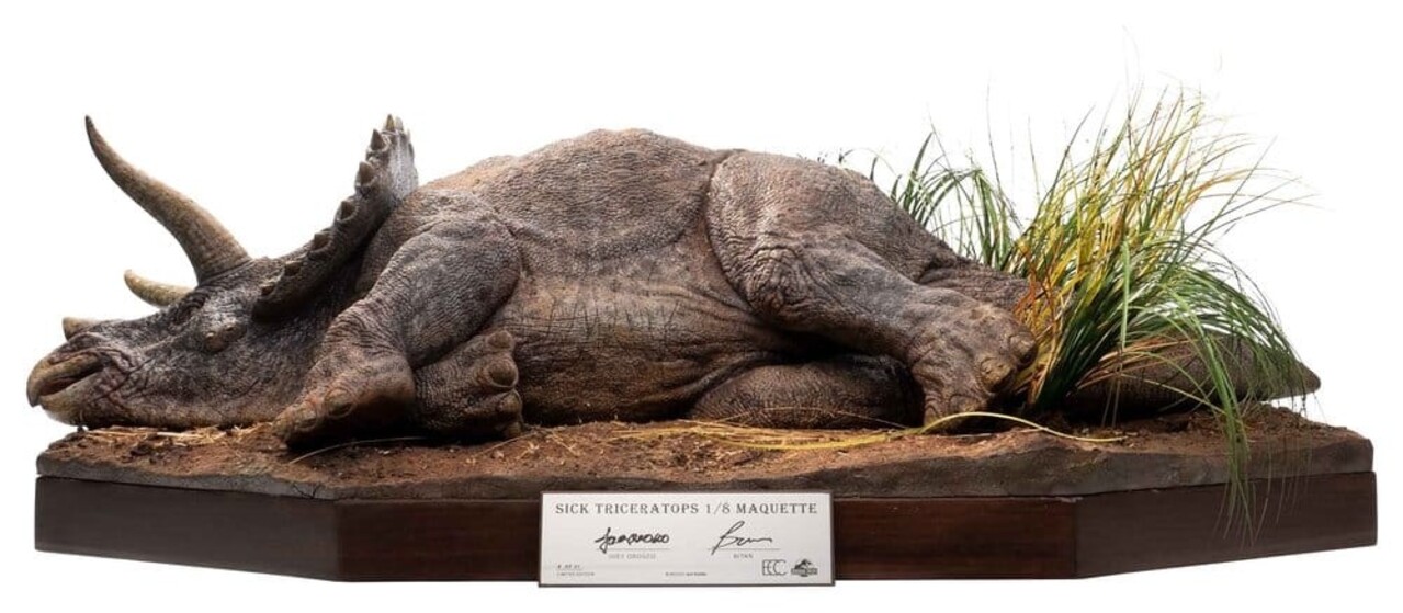Elite Creature Collectibles Jurassic Park Maquette 1/8 Sick Triceratops 96 cm