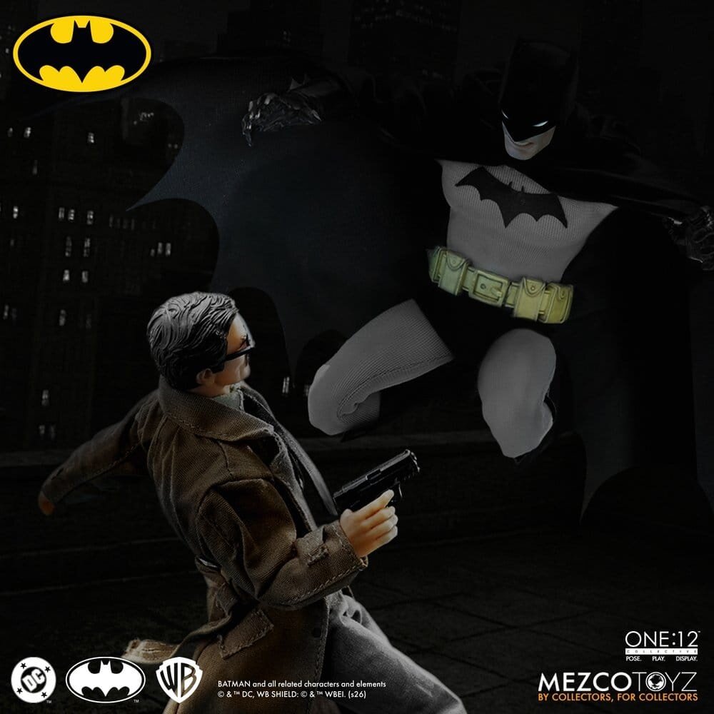 Mezco Toyz DC Comics Action Figure 1/12 Batman: Year One 17 cm Mezco Toyz DC Comics Action Figure 1/12 Batman: Year One 17 cm