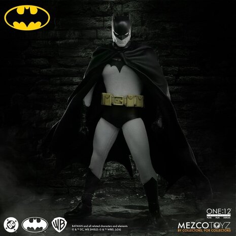 Mezco Toyz DC Comics Action Figure 1/12 Batman: Year One 17 cm Mezco Toyz DC Comics Action Figure 1/12 Batman: Year One 17 cm